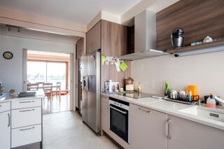  Appartement  vendre 6 pices 146 m