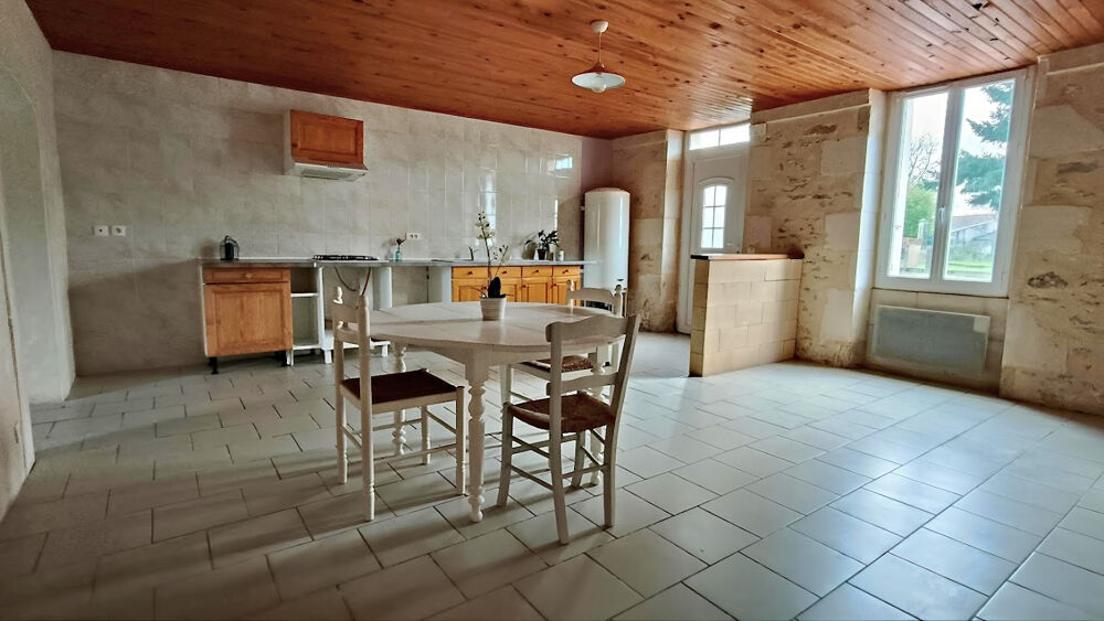 Une maison en pierre pleine de charme et jardin au calme !