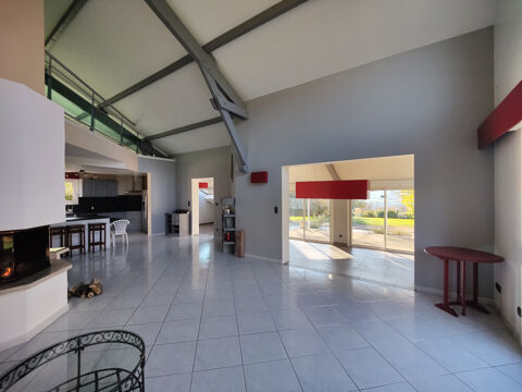  Maison � louer 7 pi�ces 197 m�