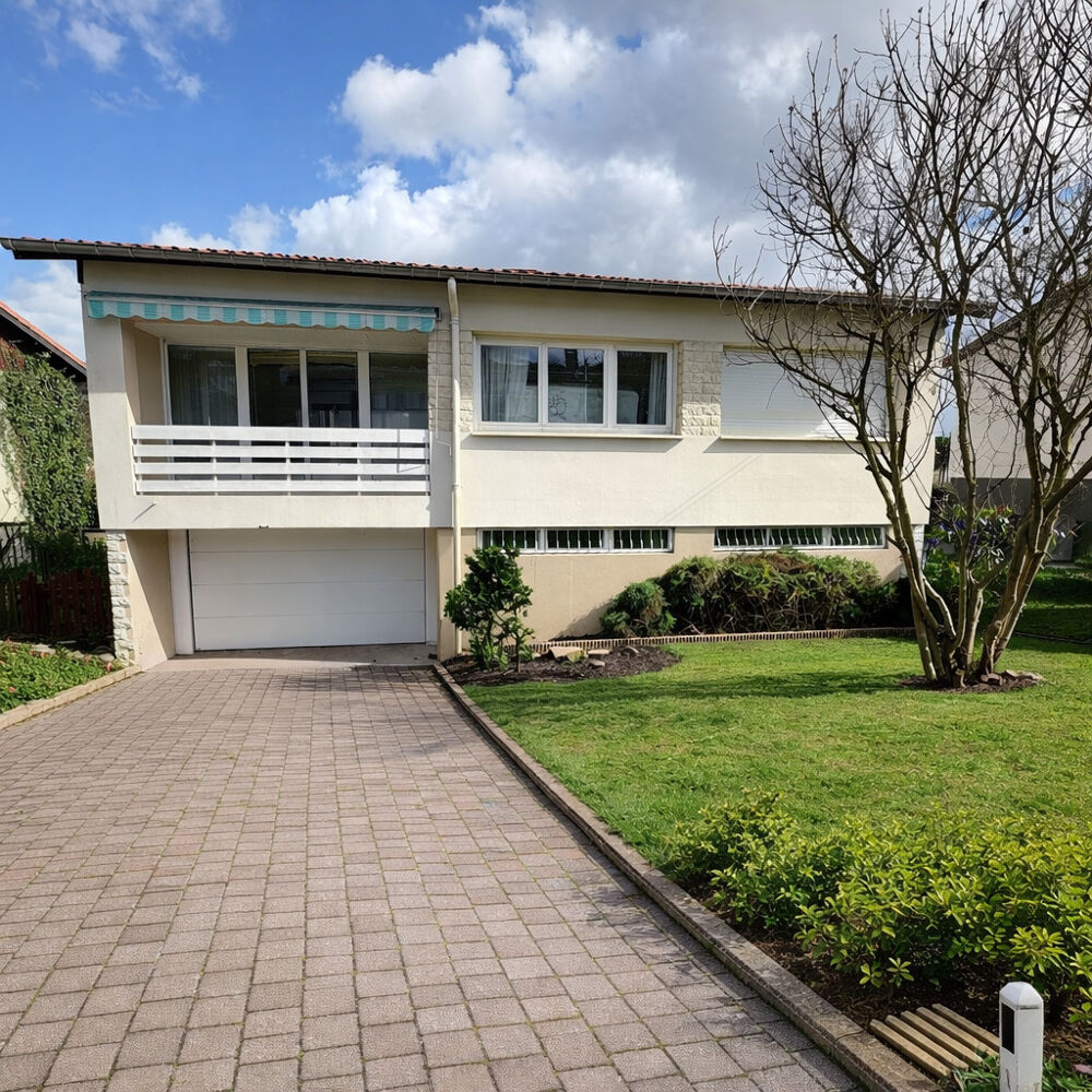 Maison F6 de 158m2 sur un terrain de 6 ares