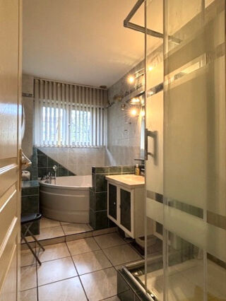  Maison � vendre 8 pi�ces 166 m�