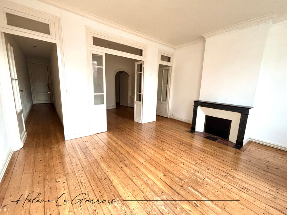 Vente Appartement Appartement  T2 Charme de l'Ancien au Cœur du Triangle d'Or Bordeaux