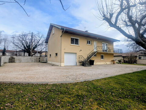   Maison familiale avec appartement ind�pendant et vue d�gag�e Maison - 6 pi�ce(s) - 193 m�