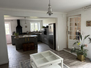  Maison à vendre 7 pièces 230 m²