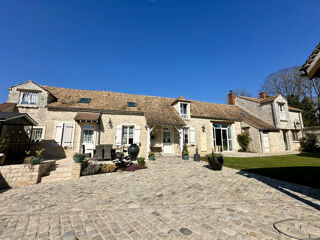  Propri�t�/ch�teau � vendre 9 pi�ces 278 m�