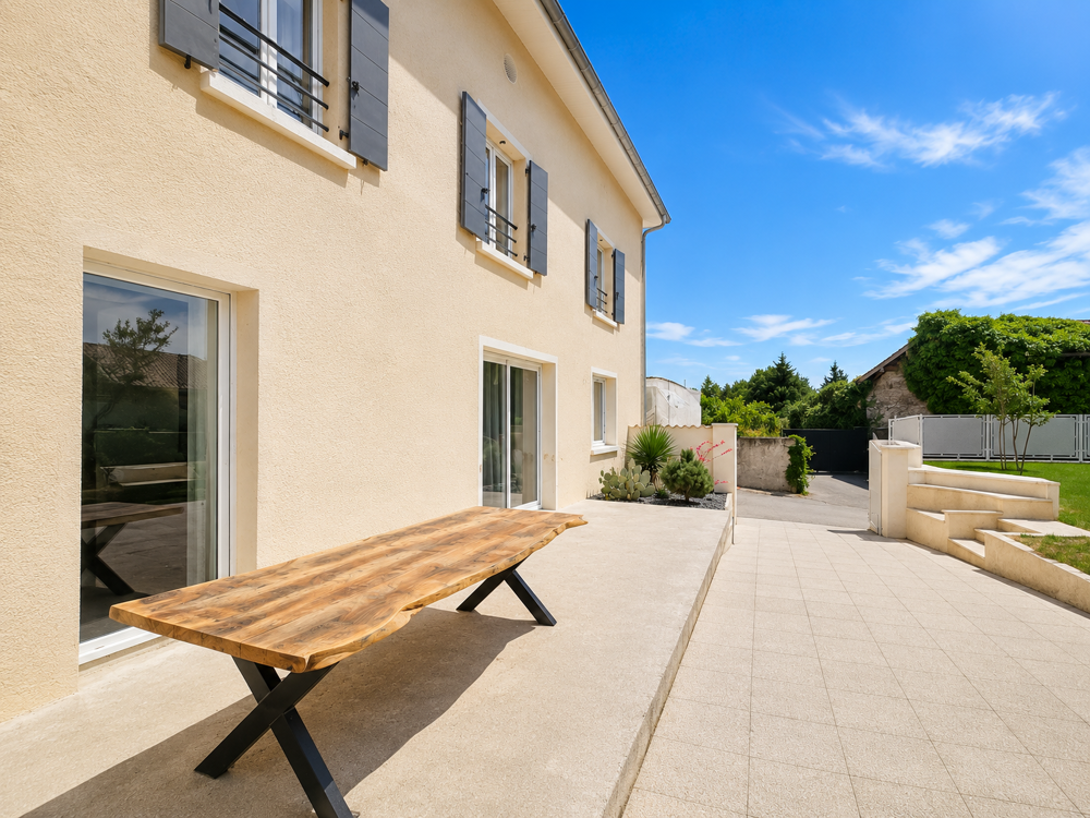 MAISON RÉNOVÉE 4CH - 193M2