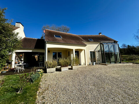   Maison d'architecte 196 m2 , 4 chambres dont une suite parentale en rdc Propri�t�/ch�teau - 6 pi�ce(s) - 196 m�