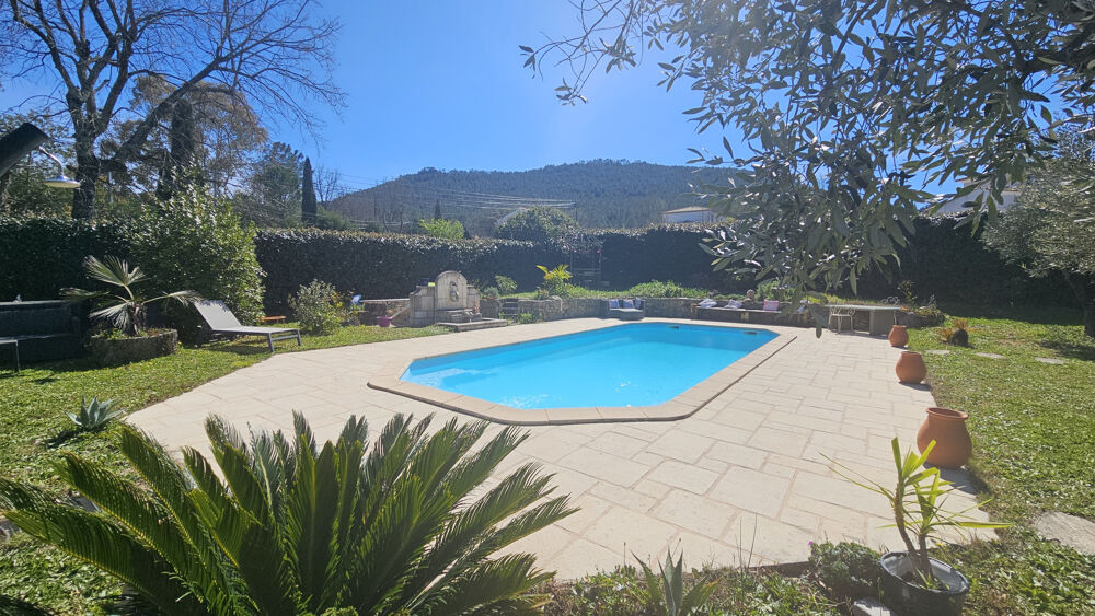 � vendre  Maison Bagnols-en-For�t (83600)