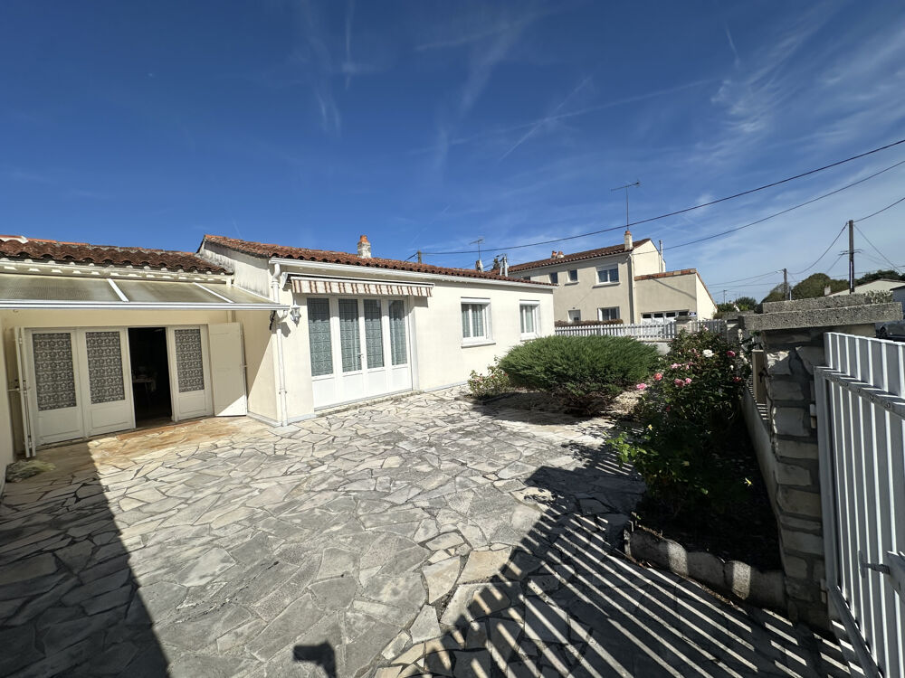 Vente Maison EXCLUSIVITE Jarnac, Maison de plain-pied, 2 chambres et jardin. Jarnac