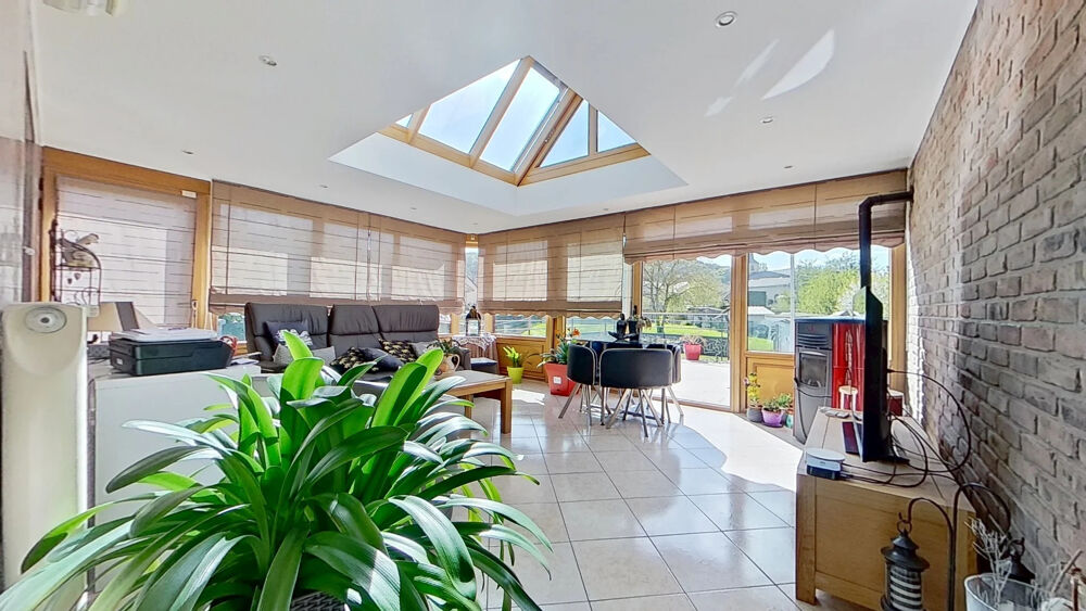 FAMECK, MAISON INDIVIDUELLE DE 142 M2 AVEC EXTENSION D'EXCEPTION SUR 14 ARES DE TERRAIN CLOS ET ARBORE + GRAN