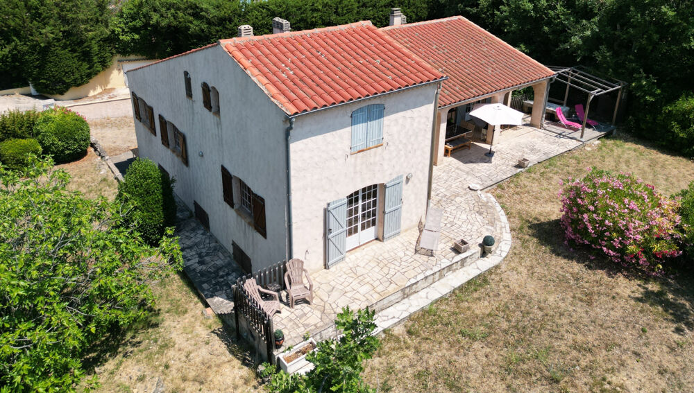 Vente Maison VILLA FAMILIALE AVEC FORT POTENTIEL 175 M2 HABITABLE  SOUS-SOL 150M2 SUR UN TERRAIN DE 2000M2 Bagnols en foret