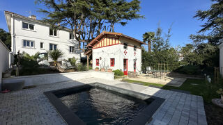  Maison à vendre 12 pièces 220 m²