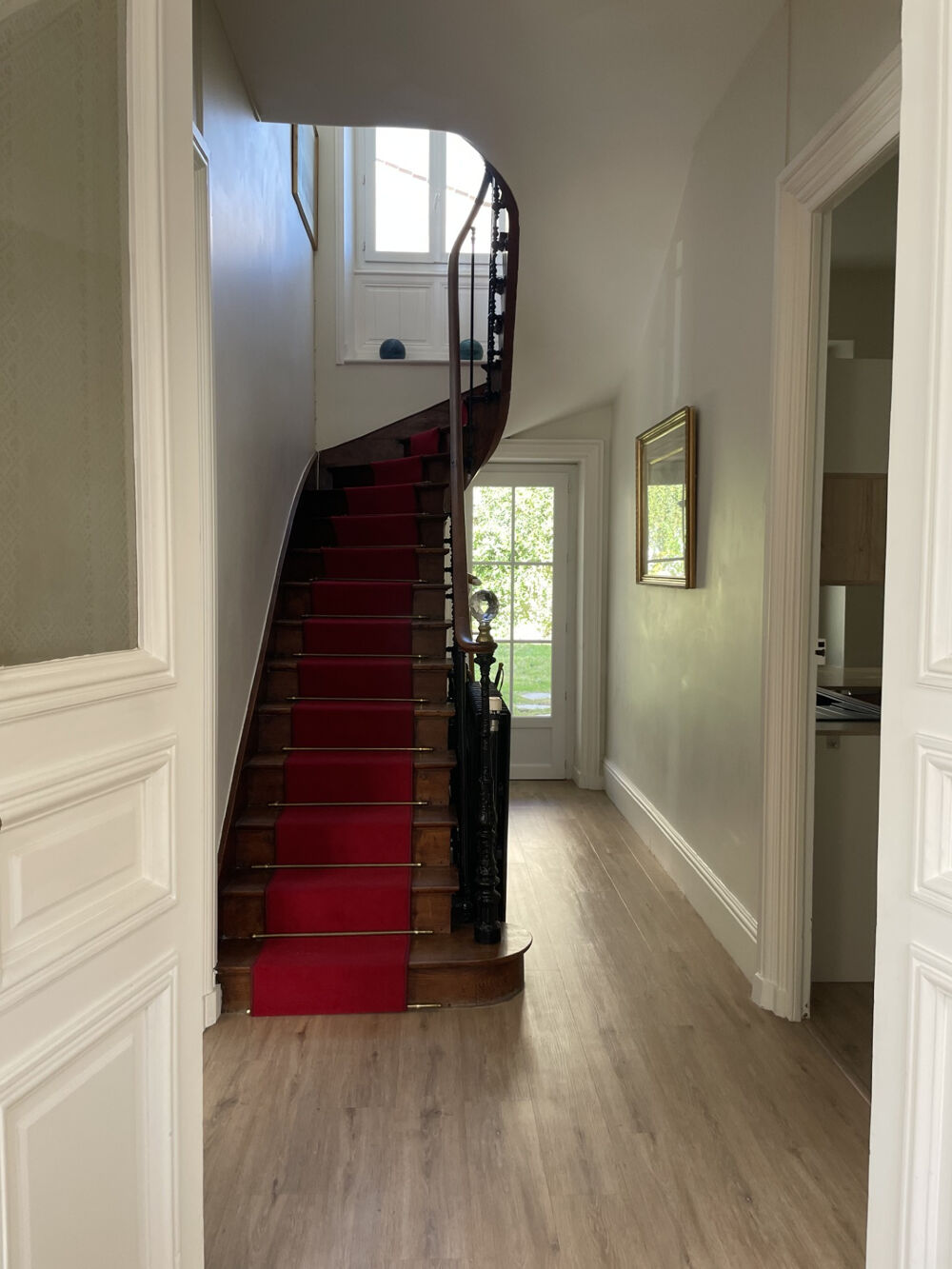 Vente Maison COGNAC MAISON DE CARACTERE ENTIEREMENT RENOVEE 5 CHAMBRES UN BUREAU UN JARDIN PROCHE DU JARDIN PUBLIC ET DE LA Cognac