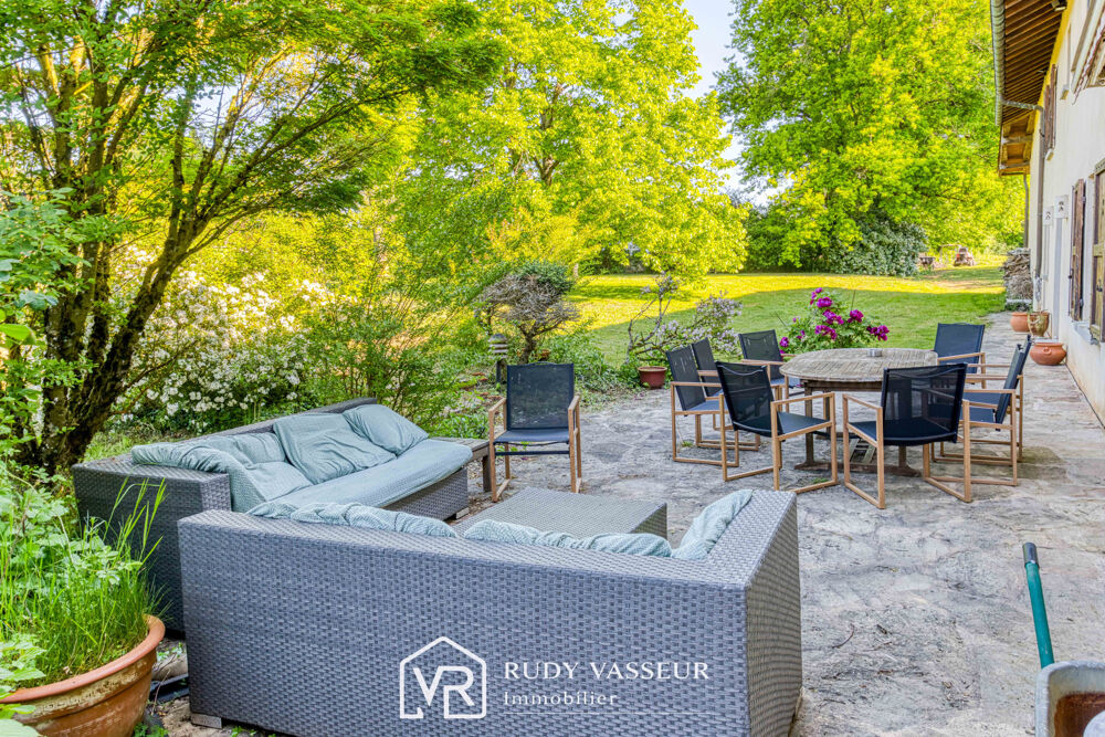 � vendre  Propri�t�/ch�teau Servas (01960)