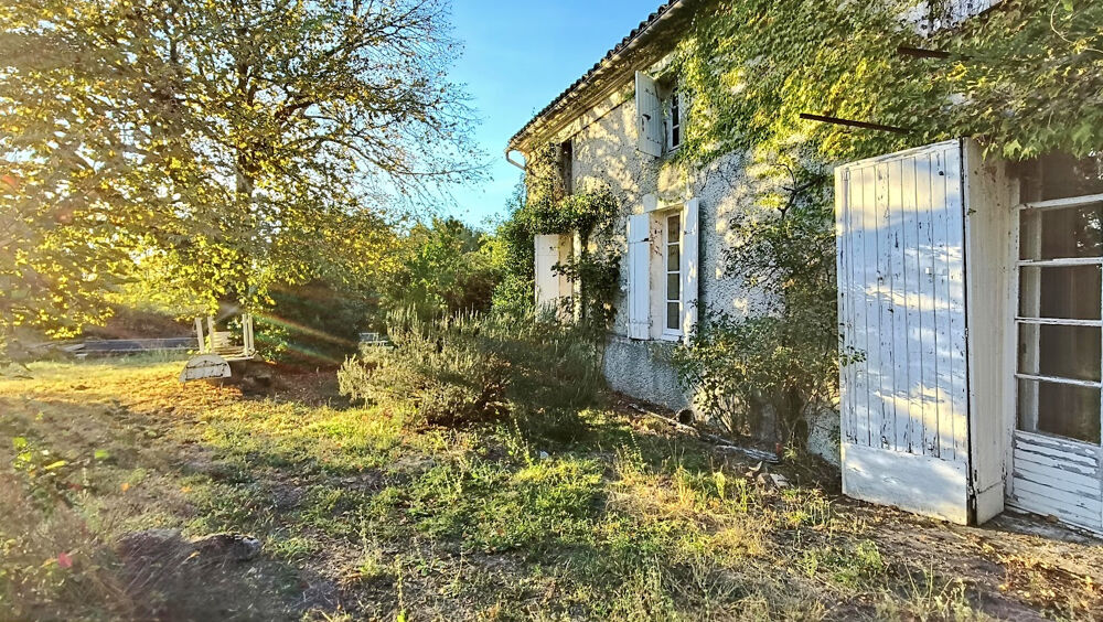 Vente Maison Demeure de caractère en pierre de 1840   254,60 m2   Parc arboré de 4 218 m2   Piscine 14 × 5 m Marcillac