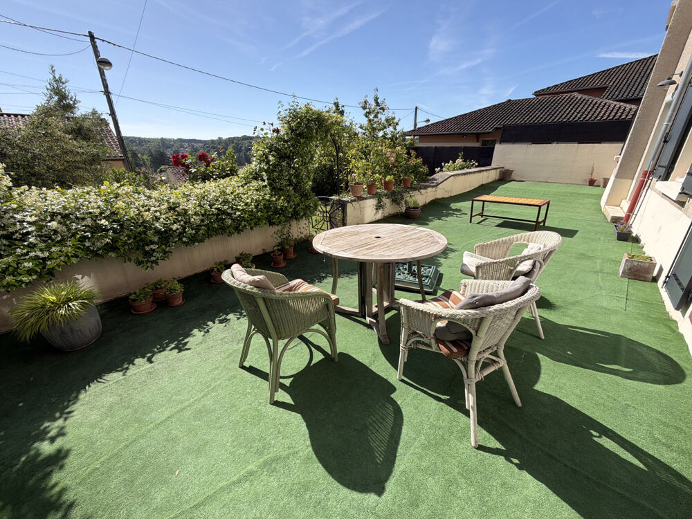 Maison sur 3 niveaux + garage