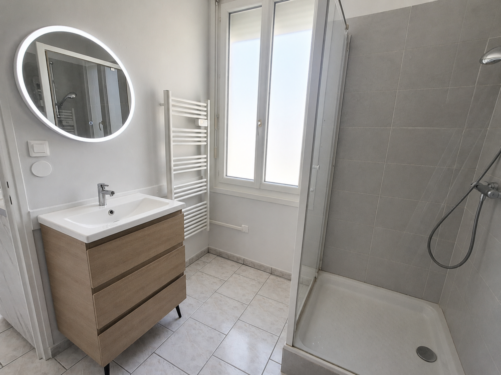 Location Appartement Nuits Saint Georges, Appartement T1 bis avec terrasse et parking Nuits st georges