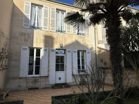   Coup de c�ur � Saintes, maison en pierre avec jardin bucolique. Maison - 6 pi�ce(s) - 100 m�