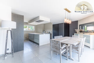  Maison à vendre 9 pièces 252 m²
