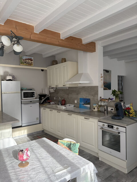   A vendre belle maison de village à THOIRETTE 39240 Maison - 3 pièce(s) - 79 m²