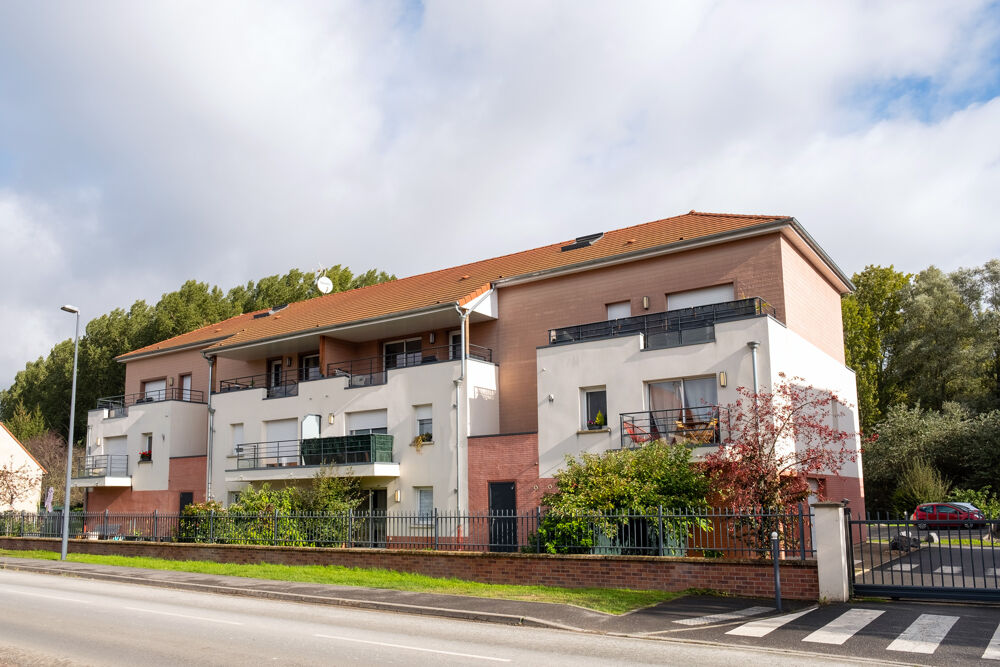 BOVES-APPARTEMENT T3 EN REZ-DE-JARDIN
