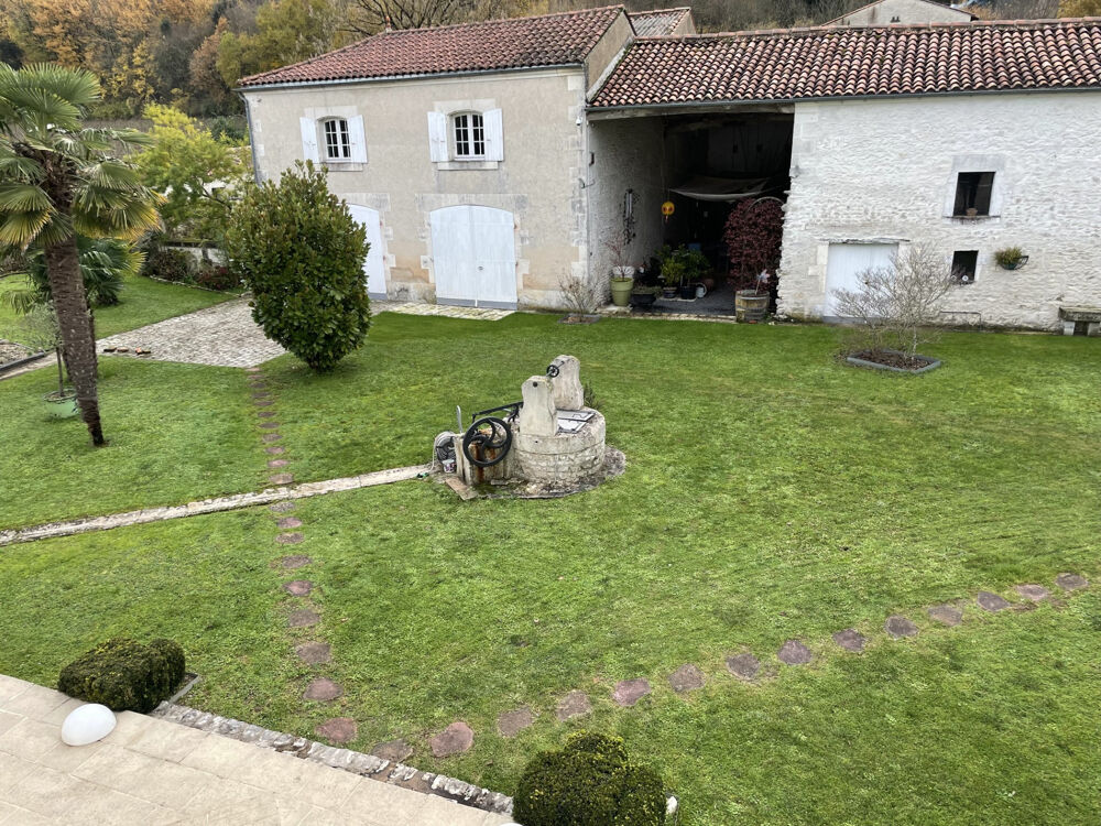 � vendre  Propri�t�/ch�teau Saint-Brice (16100)