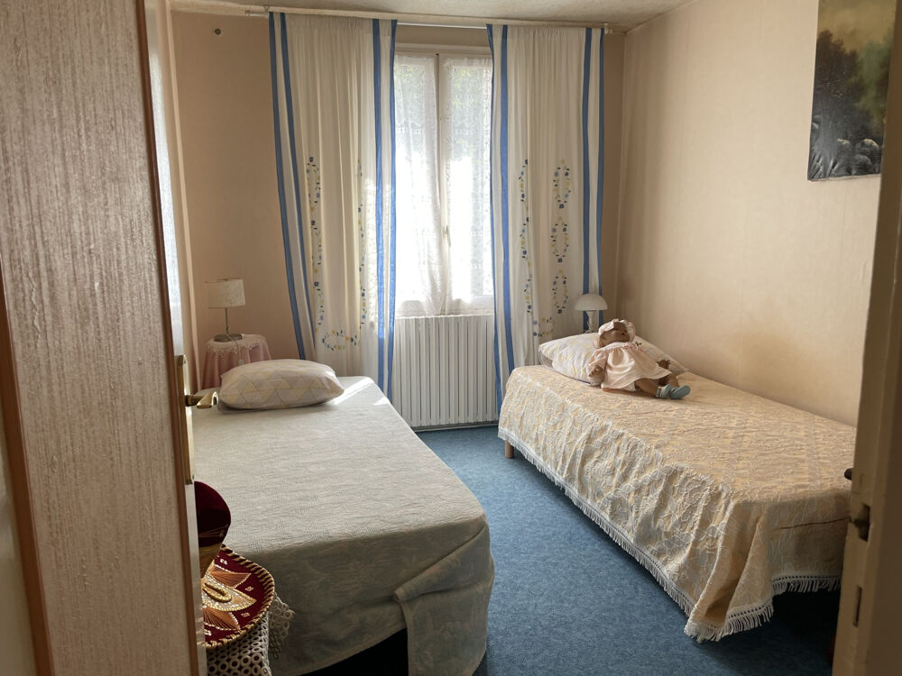 Vente Maison COGNAC PROCHE DES ECOLES COMMERCES MAISON  DE VILLE DE 96 M2 EXTERIEUR 3 CHAMBRES Cognac