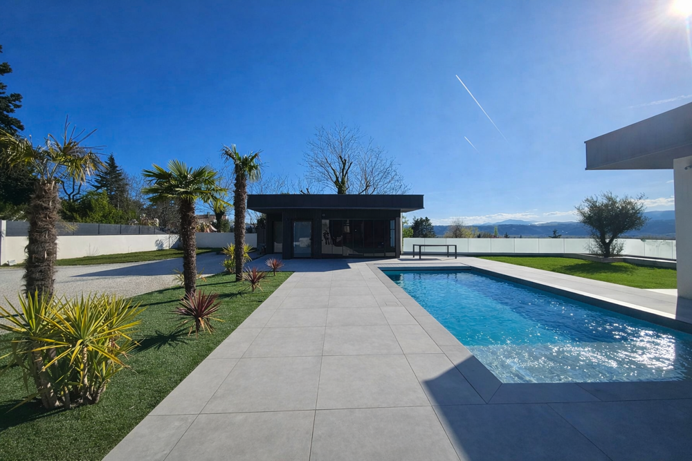 � vendre  Maison Vienne (38200)