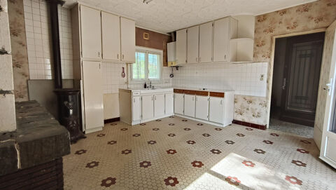   Maison individuelle avec jardin au centre ville de Saint-Ciers-sur-Gironde Maison - 4 pi�ce(s) - 82 m�