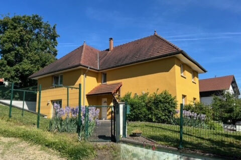   Froeningen Maison de 2001 d'environ 220 m2 sur 10 ares 7 pi�ces 5 chambres au calme Maison - 7 pi�ce(s) - 218 m�