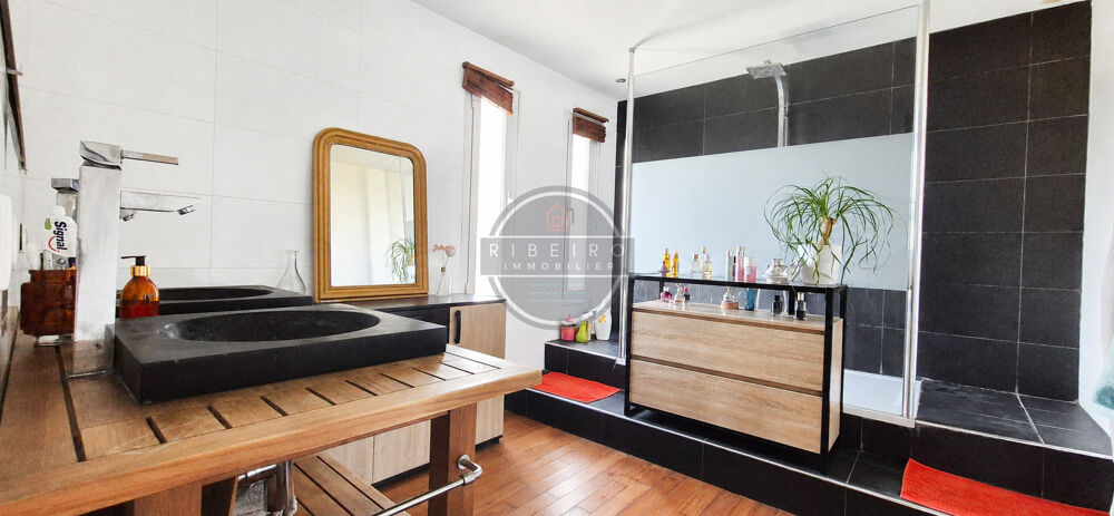 Vente Maison Maison d'exception à vendre au Grau d'Agde à 200 m des plages Le grau d agde
