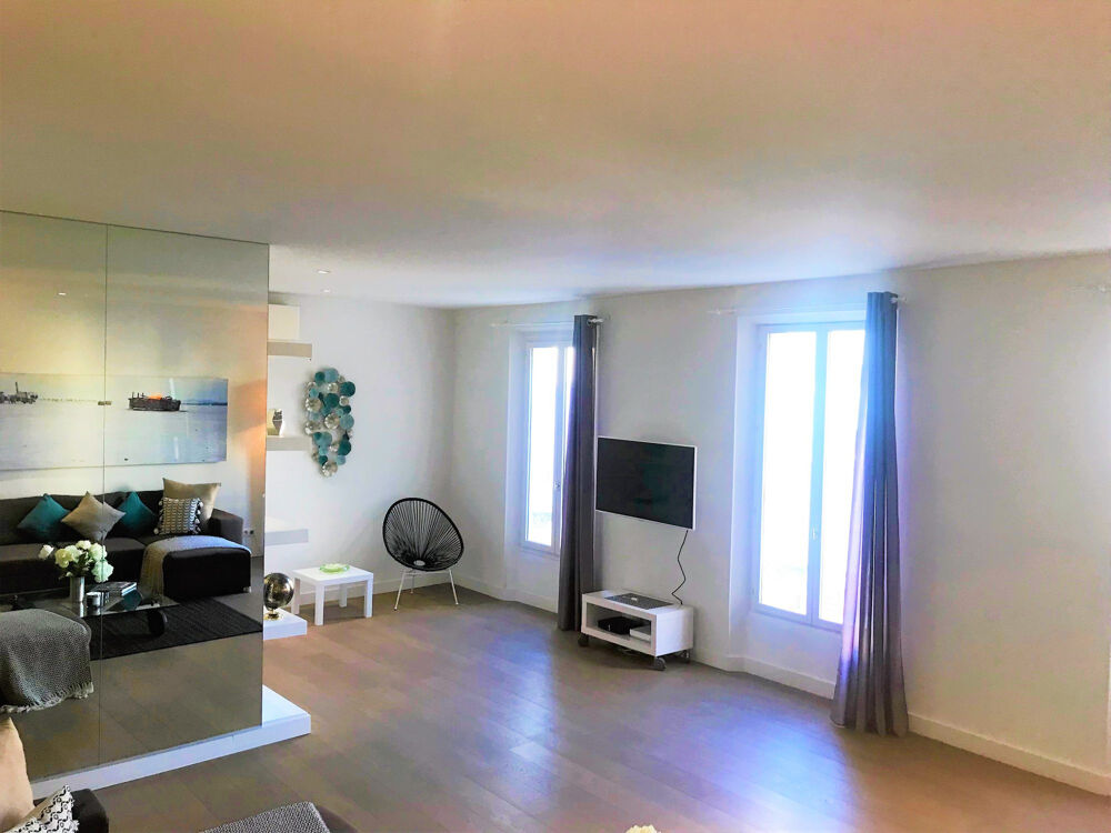 CANNES CENTRE VILLE T4 LUMINEUX DE 150M2 SUD 2MN MER