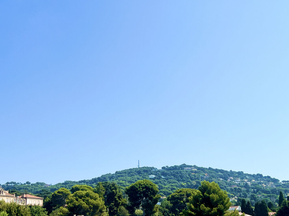 CANNES ANGLAIS T2 DE 71 M2 TERRASSES DE 30M2 PLEIN SUD