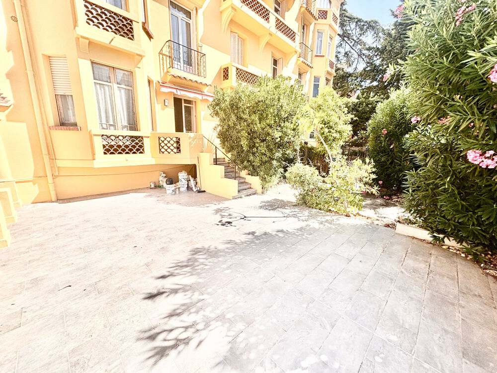 CANNES CENTRE T4 SUD 151M2 BOURGEOIS REZ DE JARDIN TERRASSE 97M2, GARAGE