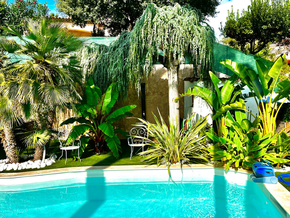 LIMITE MANDELIEU VILLE T4/T5 DE 150M2 VUE MER PANORAMIQUE JARDIN ENTOURANT JACUZZI GARAGE