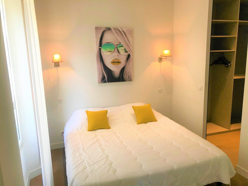 CANNES CENTRE VILLE T4 LUMINEUX DE 150M2 SUD 2MN MER