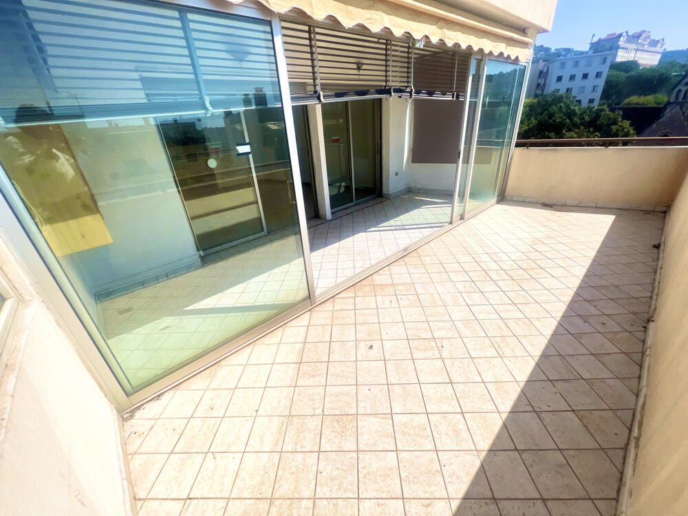 CANNES ANGLAIS T2 DE 71 M2 TERRASSES DE 30M2 PLEIN SUD