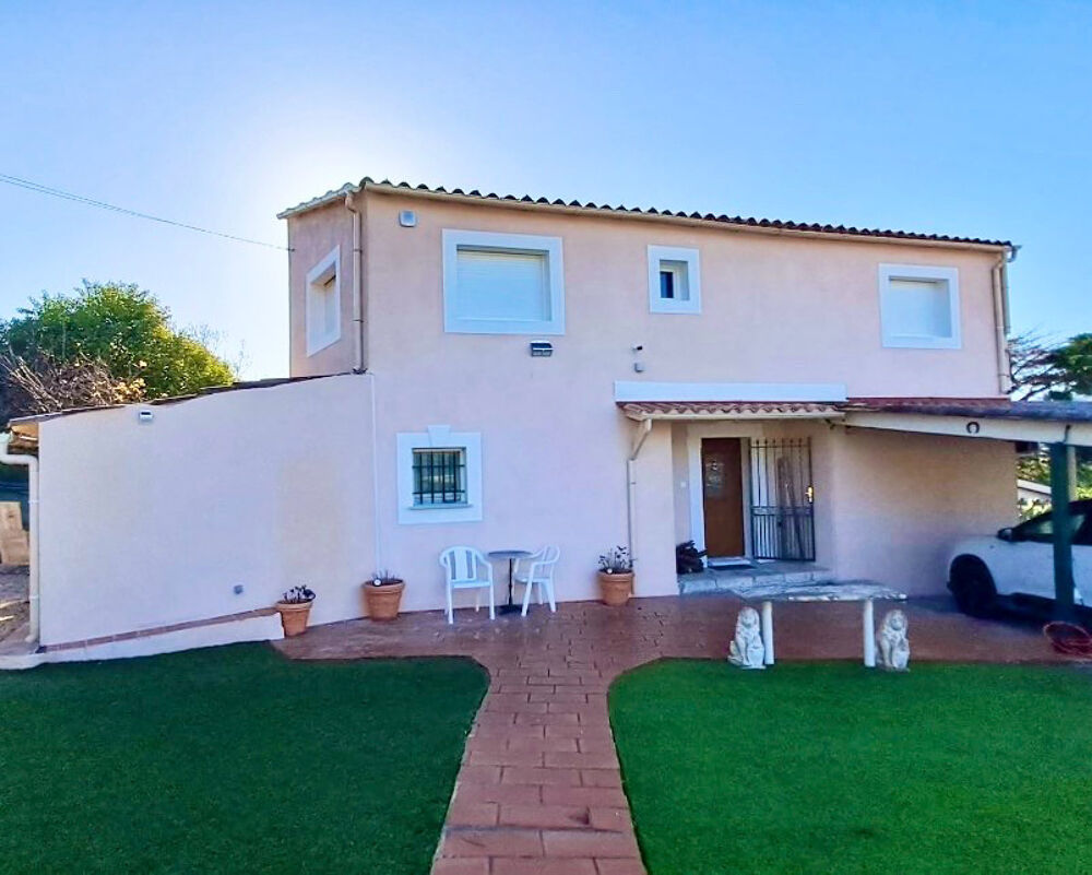 LA ROQUETTE VILLA INDIVIDUELLE SUD T6 DE 245 M2 PISCINE TERRAIN 1000 m2 6 VOITURES
