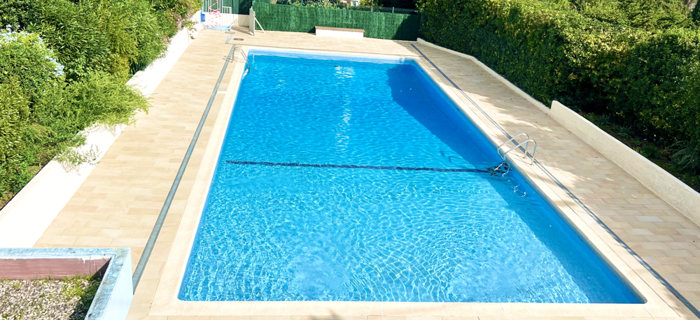 CANNES PETIT JUAS T4 DE 102M2 TERRASSE 14M2 SUD VUE MER PISCINE GARAGE
