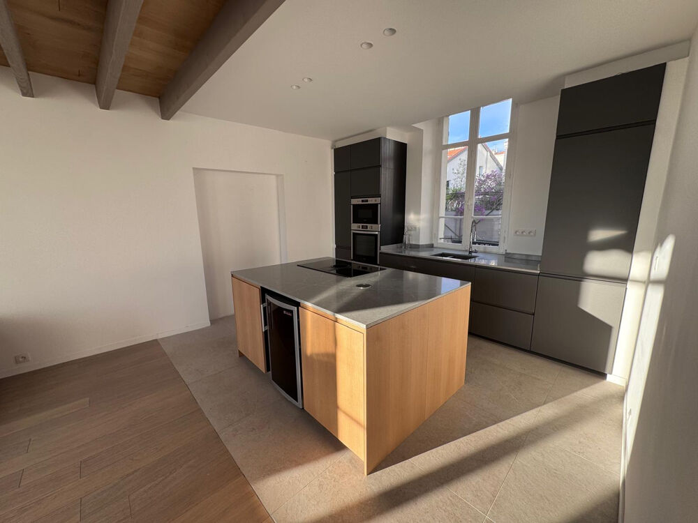 Vente Appartement CANNES BAS PETIT JUAS STANISLAS PROCHE PLAGE DUPLEX T5 DE 125M2 VUE MER PARKING Cannes