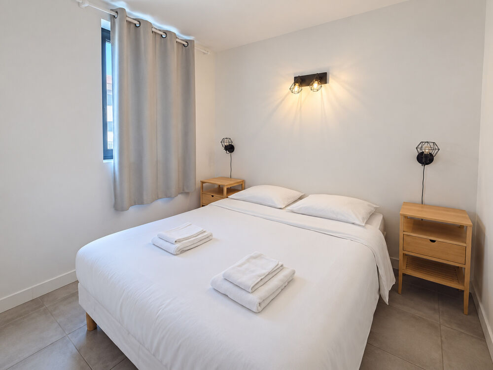 Vente Appartement CANNES PROCHE BANANE RARE  ! T2 28 M2 REFAIT À NEUF ÉTAGE ÉLEVÉ PISCINE GARDIEN Cannes