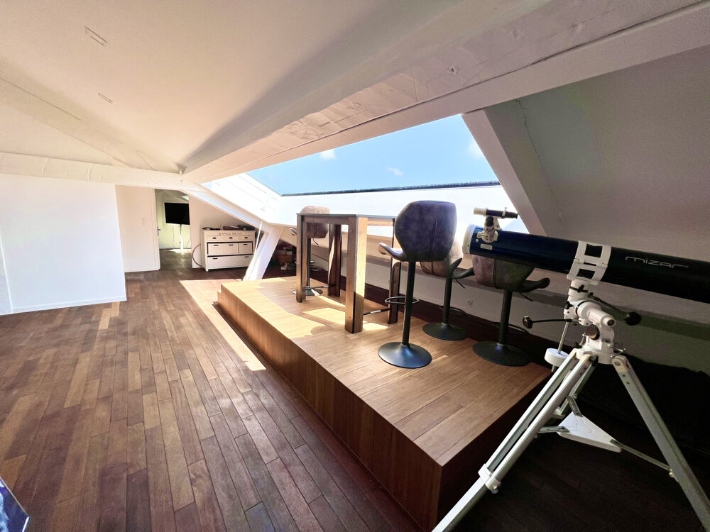 CANNES CENTRAL PETIT JUAS T5 DUPLEX 202M2 REFAIT A NEUF VUE MER SOLARIUM 18M2 DOUBLE GARAGE 18M2