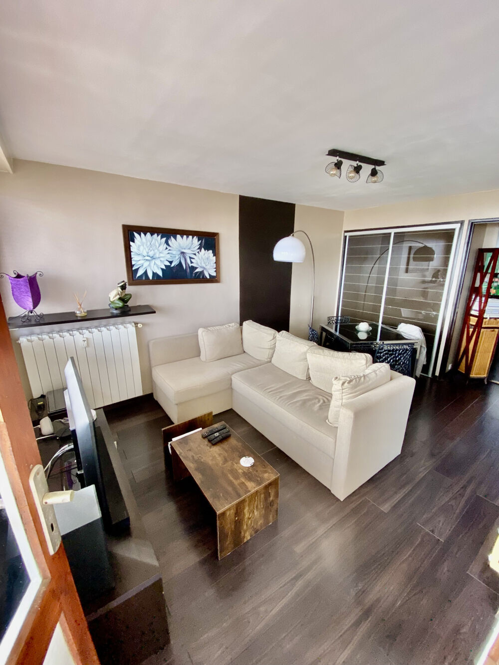 CANNES BAS PETIT JUAS T2 DE 43 M2 TERRASSE VUE MER PARKING
