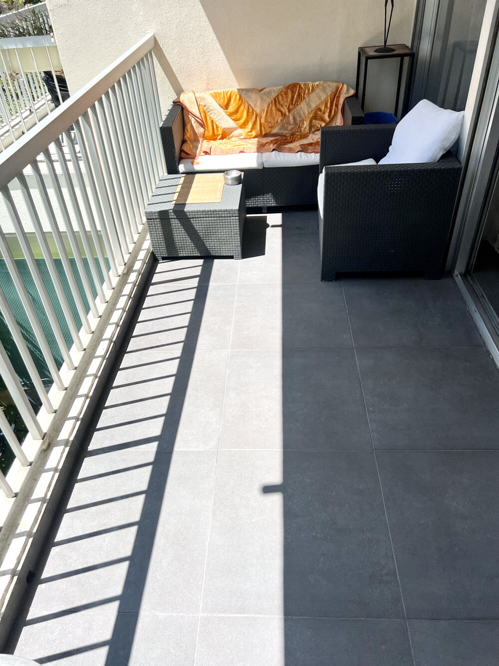 Vente Appartement CANNES BASSE CALIFORNIE PROCHE MER COMMERCES T3/T4 DE 90M2 TERRASSE SUD GARAGE CAVE Cannes