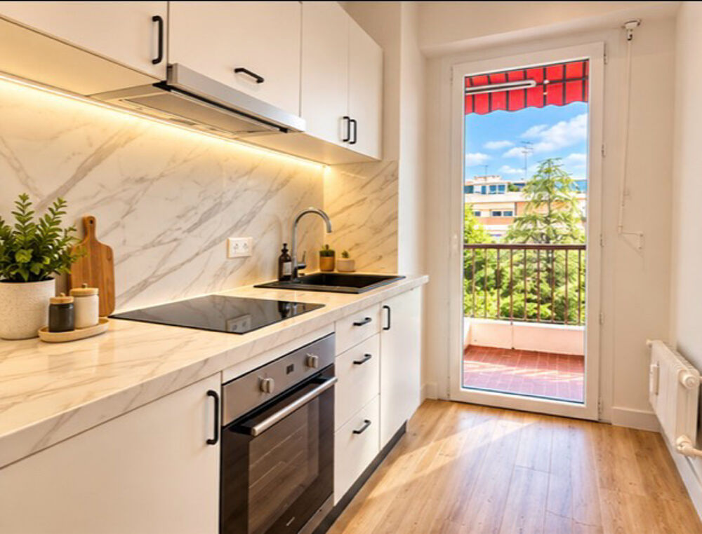 Vente Appartement CANNES PROCHE BANANE RARE  ! T2 51 M2  SOL REFAIT ÉLEVÉ OUEST CAVE Cannes