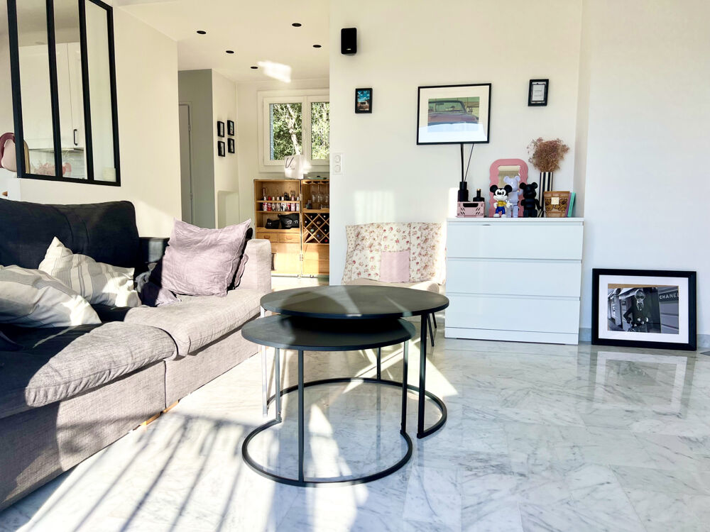 Vente Appartement CANNES BAS OXFORD AU CALME T3  REFAIT A NEUF LUMINEUX DE 70m2 TERRASSE SUD OUEST 10m2 GARAGE 4428€/M2 Cannes