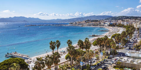 CANNES CENTRE BANANE RESTAURANT 260M2/ 160 COUVERTS SUD 1680000 06400 Cannes