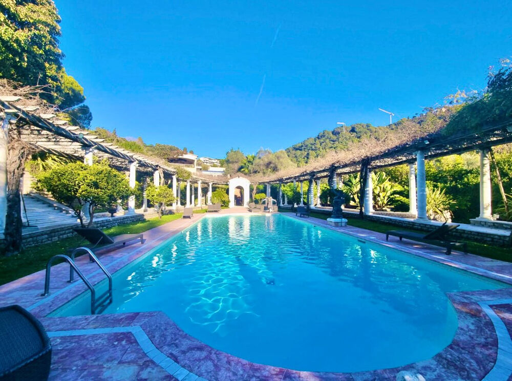 Vente Maison CANNES CALIFORNIE SOMPTUEUSE VILLA T8 DE 729m2 VUE MER PISCINE TERRAIN DE 5700m2 VUE MER Cannes