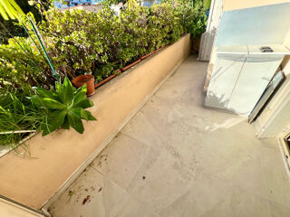 Vente Appartement CANNES BASSE CALIFORNIE T3/T4 DE 73M2 REFAIT TERRASSE SUD OUEST 10M2 Cannes
