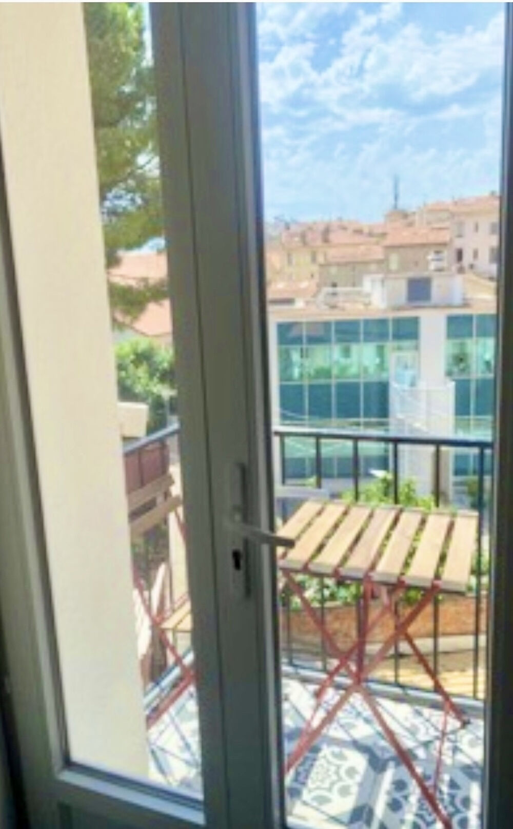 Vente Immeuble CANNES LIMITE CENTRE IMMEUBLE DE RAPPORT 142M2 4 LOTS 827999€ POSSIBLE +6%  RENDEMENT Cannes